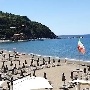 Beach Paradise Levanto